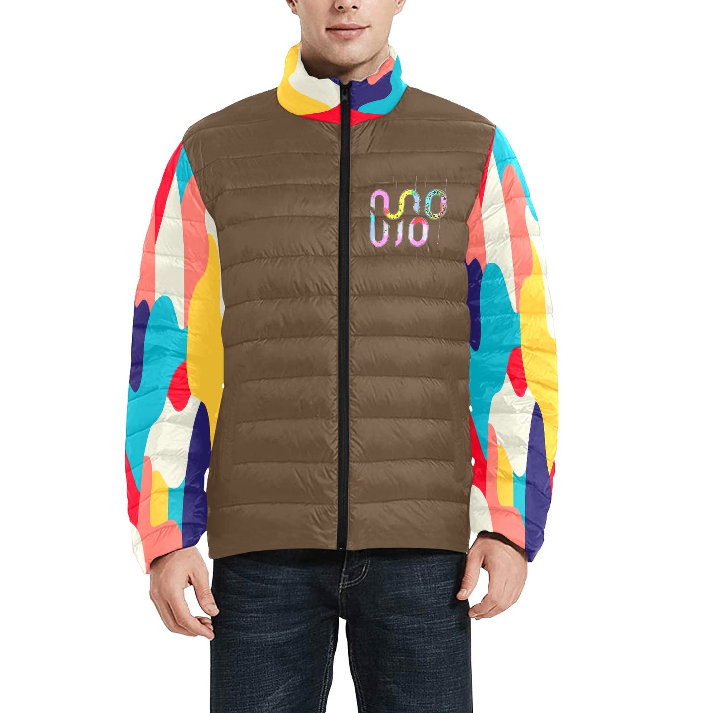 Giacca Bomber Uomo Collezione Concrete Echoes JSHUB – Base Marrone Caffè Logo e Mimetico Multicolor All Over