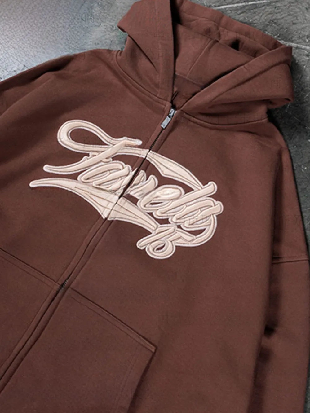 Felpa Letter Ricamata