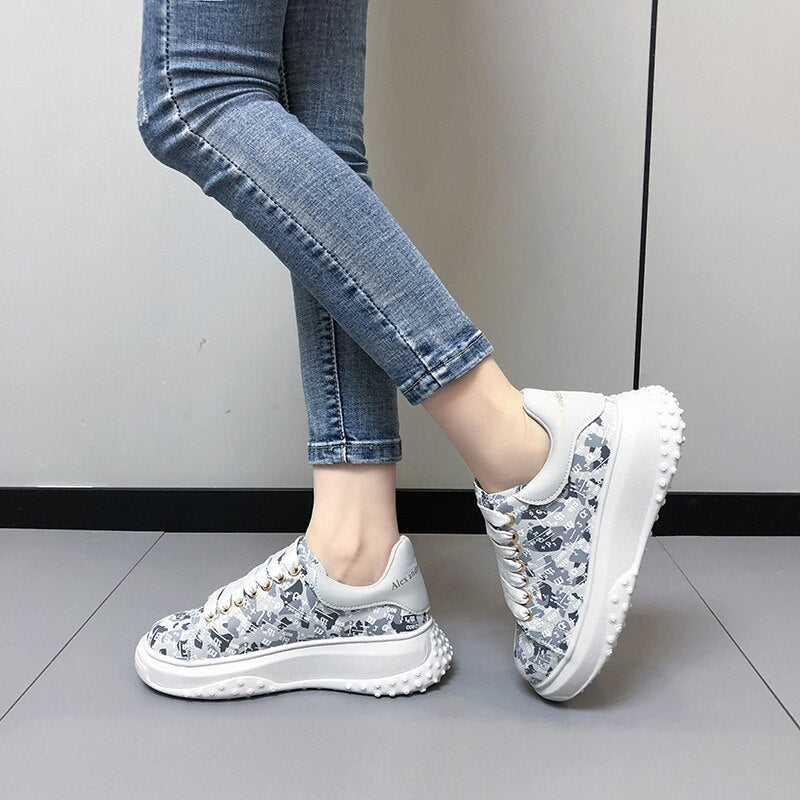 Skyline Up – Platform Vulcanized Sneakers