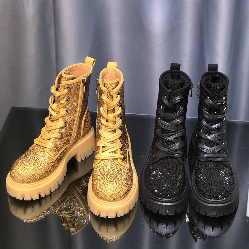 Stivali donna Shine Riot – Martin Boots con Strass e Tacco Bold