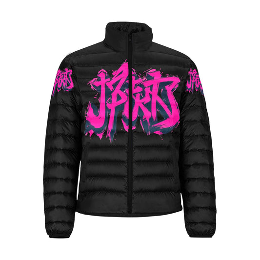 Giacca Bomber Uomo Collezione JSports Momo K47 Neon Pulse ArmTag JSHUB – Base Nera con Stampa Centrale e Tag Spalle Fucsia Neon