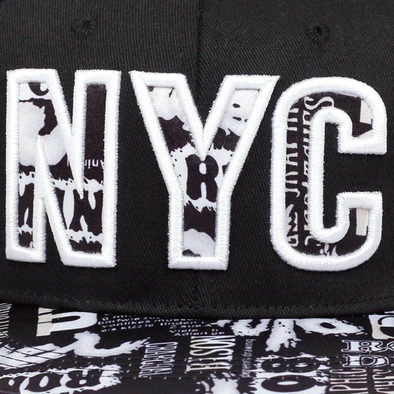 Cappello Flat Brim NYC – Ricamato Icona Hip-Hop