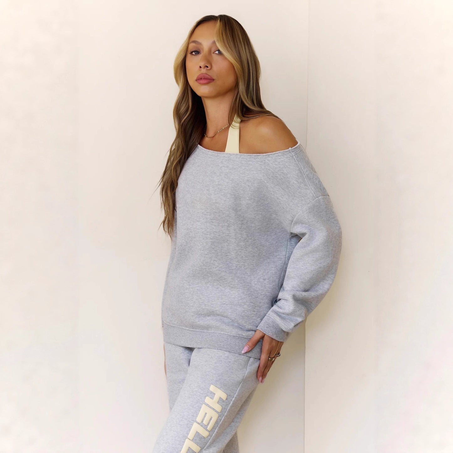 Tuta Donna Streetwear Set Felpa Oversize e Jogger Stampa Laterale