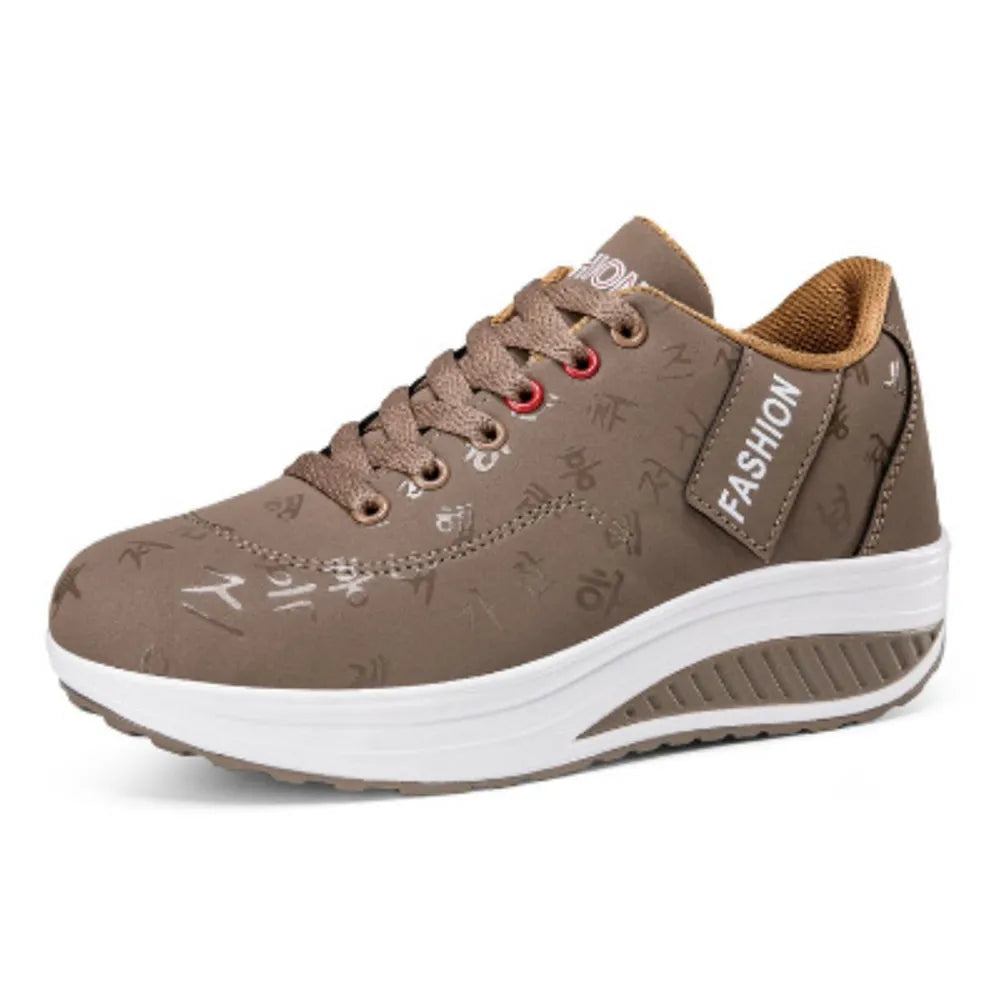 Sneakers Rocker Sole Lace-Up